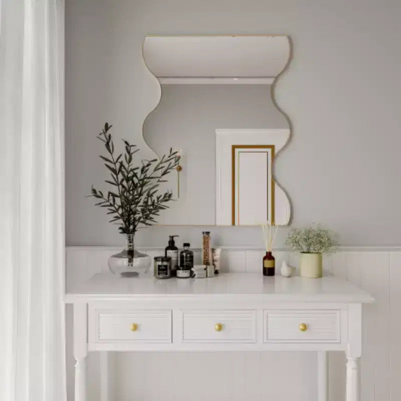 Miroir Mural Rectangulaire Doré 30x35 à Bords Ondulés : Cadre Métallique, Coiffeuse, Dressing - Élégant pour Salle de Bain, Salon, Chambre