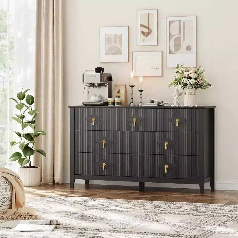 Commode moderne de 137 cm de large à 7 tiroirs avec poignées métalliques, commode en bois et meuble de rangement pour chambre, salon et entrée