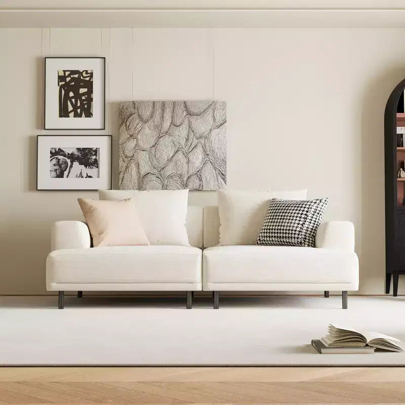 Canapé moderne en tissu coton-lin respirant, structure en bois massif, coussin d'assise en éponge haute élasticité, beige clair